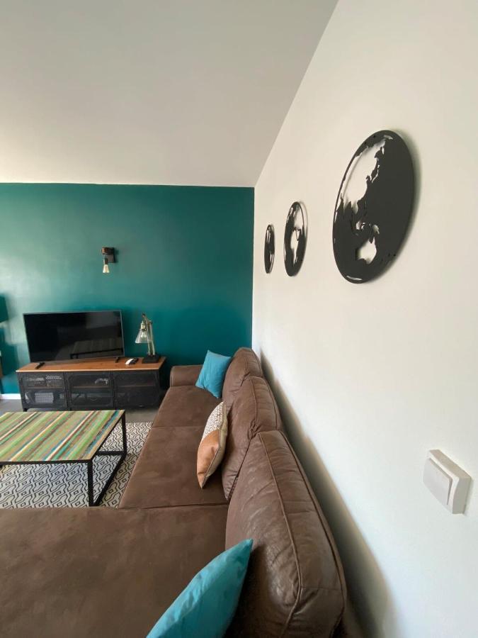 T2 Completely Renovated In A Quiet Area Close To City Center Tours Buitenkant foto