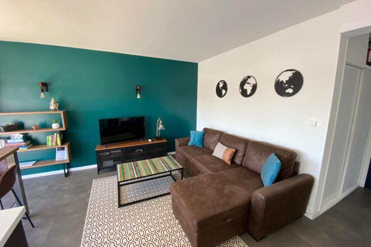 T2 Completely Renovated In A Quiet Area Close To City Center Tours Buitenkant foto